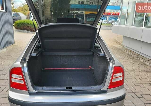 Сірий Шкода Октавія, об'ємом двигуна 1.6 л та пробігом 221 тис. км за 5900 $, фото 3 на Automoto.ua