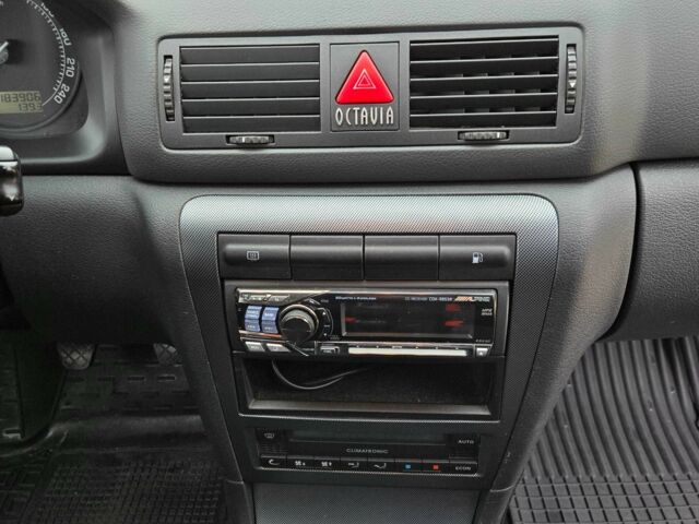 Сірий Шкода Октавія, об'ємом двигуна 1.8 л та пробігом 184 тис. км за 6950 $, фото 20 на Automoto.ua