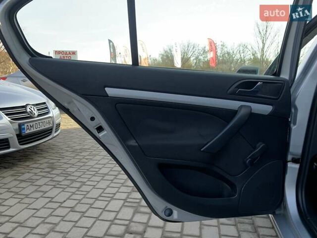 Серый Шкода Октавия, объемом двигателя 1.4 л и пробегом 239 тыс. км за 6755 $, фото 25 на Automoto.ua