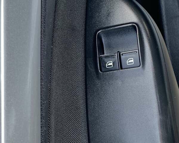 Серый Шкода Октавия, объемом двигателя 1.4 л и пробегом 239 тыс. км за 6755 $, фото 38 на Automoto.ua