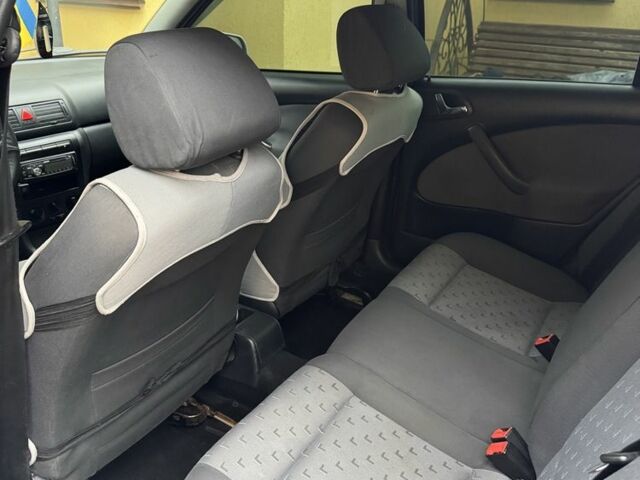 Сірий Шкода Октавія, об'ємом двигуна 0 л та пробігом 240 тис. км за 4500 $, фото 8 на Automoto.ua