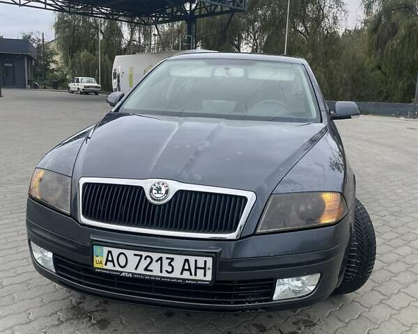 Серый Шкода Октавия, объемом двигателя 1.6 л и пробегом 326 тыс. км за 5300 $, фото 1 на Automoto.ua