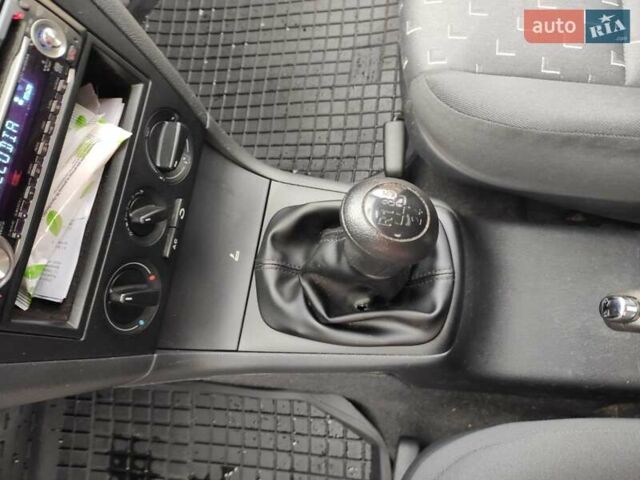 Сірий Шкода Октавія, об'ємом двигуна 1.6 л та пробігом 152 тис. км за 5700 $, фото 18 на Automoto.ua
