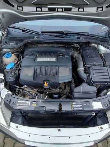 Серый Шкода Октавия, объемом двигателя 1.6 л и пробегом 335 тыс. км за 4850 $, фото 51 на Automoto.ua