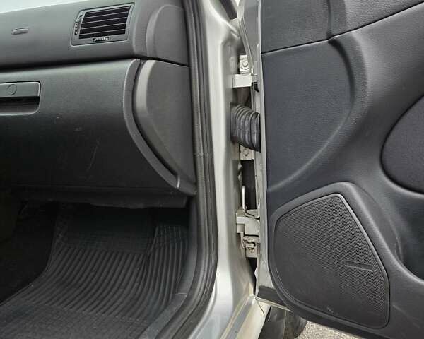 Серый Шкода Октавия, объемом двигателя 1.78 л и пробегом 184 тыс. км за 6950 $, фото 22 на Automoto.ua