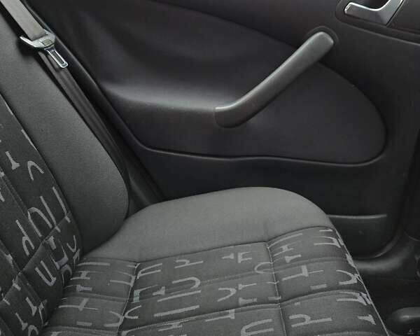 Серый Шкода Октавия, объемом двигателя 1.78 л и пробегом 184 тыс. км за 6950 $, фото 18 на Automoto.ua