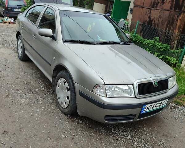 Серый Шкода Октавия, объемом двигателя 1.9 л и пробегом 231 тыс. км за 4900 $, фото 3 на Automoto.ua