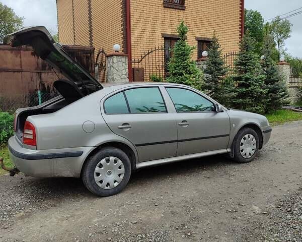 Серый Шкода Октавия, объемом двигателя 1.9 л и пробегом 231 тыс. км за 4900 $, фото 4 на Automoto.ua