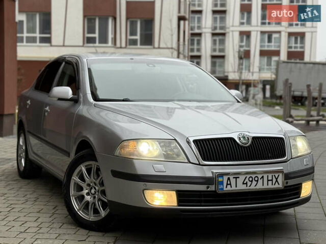 Сірий Шкода Октавія, об'ємом двигуна 2 л та пробігом 301 тис. км за 6150 $, фото 8 на Automoto.ua