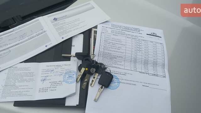 Серый Шкода Октавия, объемом двигателя 1.6 л и пробегом 335 тыс. км за 4850 $, фото 80 на Automoto.ua