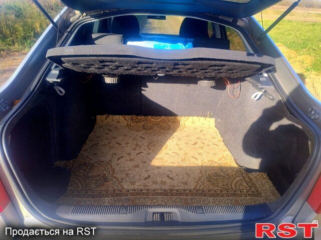 Сірий Шкода Октавія, об'ємом двигуна 1.6 л та пробігом 300 тис. км за 4600 $, фото 6 на Automoto.ua