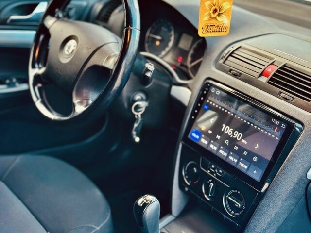 Сірий Шкода Октавія, об'ємом двигуна 1.6 л та пробігом 225 тис. км за 6300 $, фото 10 на Automoto.ua