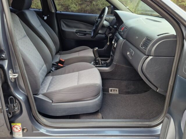 Сірий Шкода Октавія, об'ємом двигуна 1.6 л та пробігом 197 тис. км за 5550 $, фото 14 на Automoto.ua