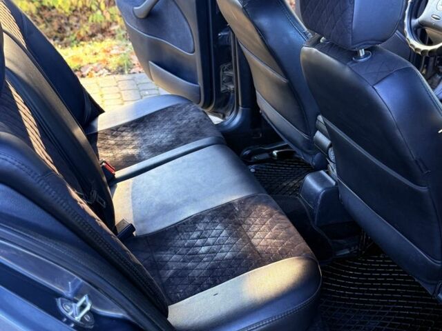 Серый Шкода Октавия, объемом двигателя 1.9 л и пробегом 307 тыс. км за 5200 $, фото 11 на Automoto.ua