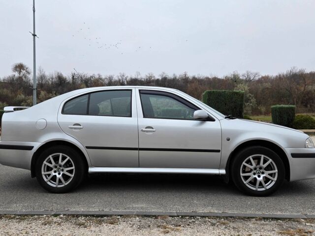 Сірий Шкода Октавія, об'ємом двигуна 1.8 л та пробігом 184 тис. км за 6950 $, фото 1 на Automoto.ua