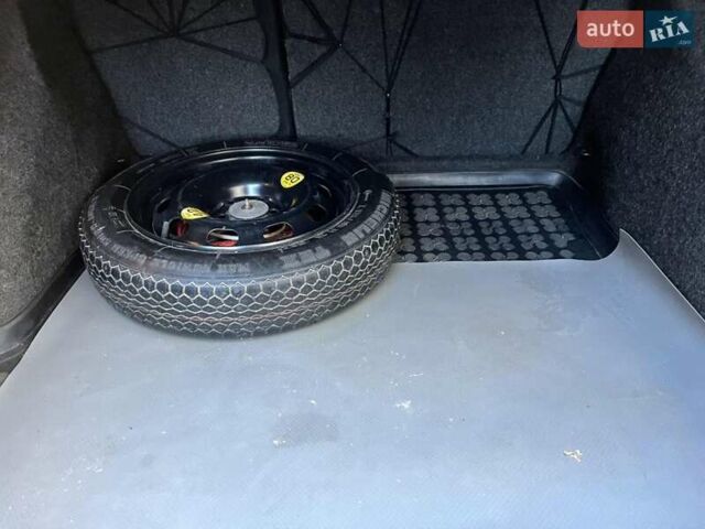 Сірий Шкода Октавія, об'ємом двигуна 1.6 л та пробігом 393 тис. км за 4400 $, фото 15 на Automoto.ua