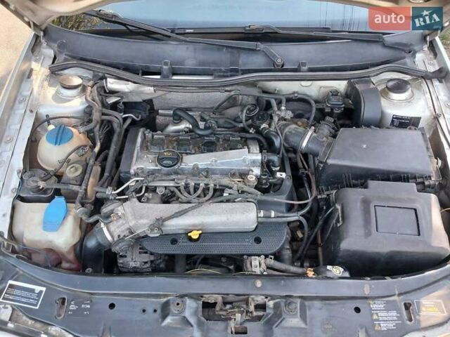 Серый Шкода Октавия, объемом двигателя 1.78 л и пробегом 330 тыс. км за 5300 $, фото 11 на Automoto.ua