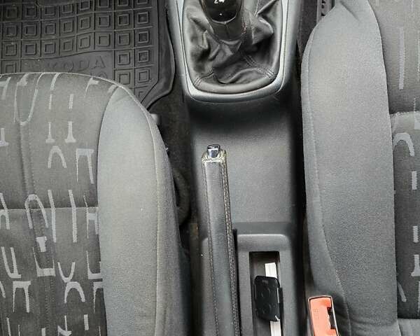 Серый Шкода Октавия, объемом двигателя 1.78 л и пробегом 184 тыс. км за 6950 $, фото 24 на Automoto.ua