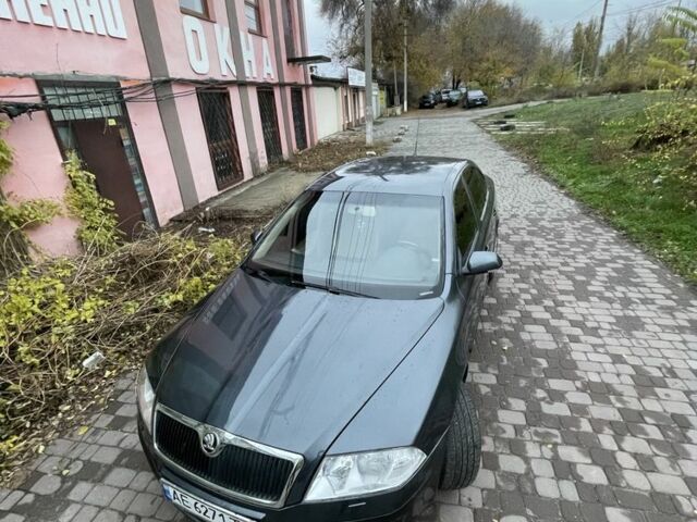 Сірий Шкода Октавія, об'ємом двигуна 2 л та пробігом 231 тис. км за 5850 $, фото 4 на Automoto.ua