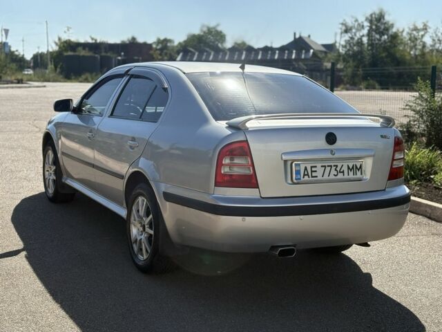 Серый Шкода Октавия, объемом двигателя 1.8 л и пробегом 230 тыс. км за 5500 $, фото 3 на Automoto.ua