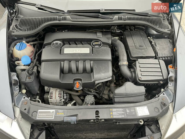 Серый Шкода Октавия, объемом двигателя 1.6 л и пробегом 120 тыс. км за 4800 $, фото 13 на Automoto.ua