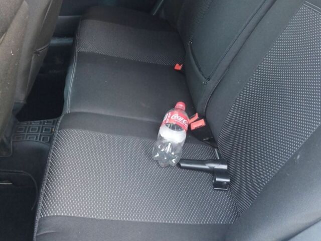 Сірий Шкода Октавія, об'ємом двигуна 1.6 л та пробігом 211 тис. км за 3000 $, фото 6 на Automoto.ua