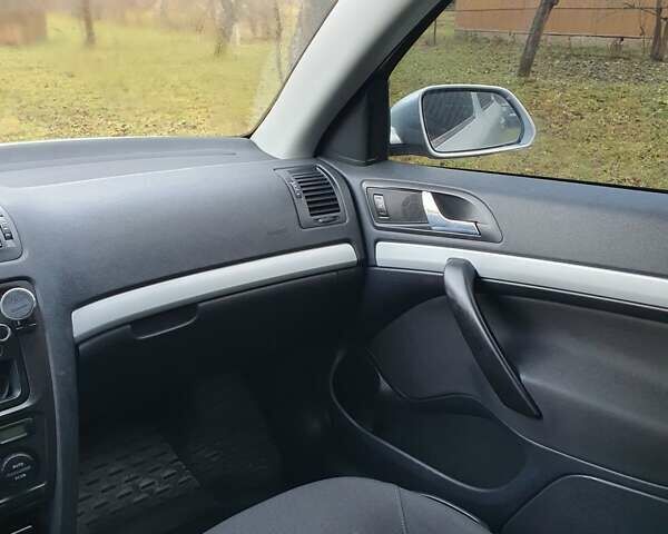Серый Шкода Октавия, объемом двигателя 1.6 л и пробегом 240 тыс. км за 4850 $, фото 29 на Automoto.ua