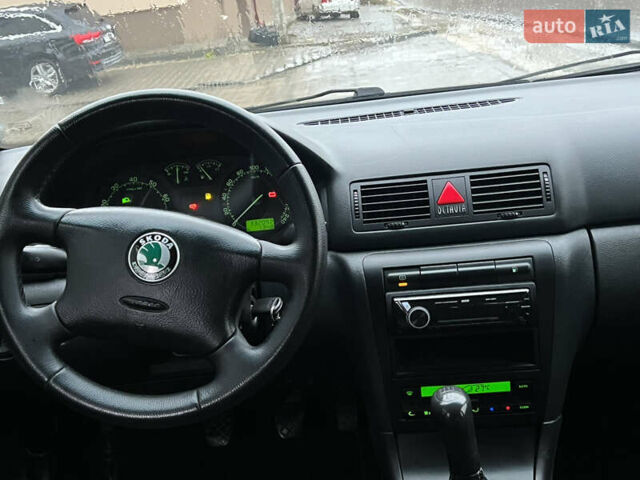 Сірий Шкода Октавія, об'ємом двигуна 1.8 л та пробігом 310 тис. км за 3950 $, фото 35 на Automoto.ua