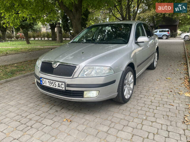 Серый Шкода Октавия, объемом двигателя 1.6 л и пробегом 350 тыс. км за 4000 $, фото 6 на Automoto.ua
