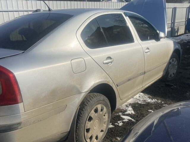 Серый Шкода Октавия, объемом двигателя 1.6 л и пробегом 400 тыс. км за 1154 $, фото 4 на Automoto.ua
