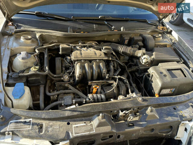 Серый Шкода Октавия, объемом двигателя 1.6 л и пробегом 260 тыс. км за 5600 $, фото 16 на Automoto.ua