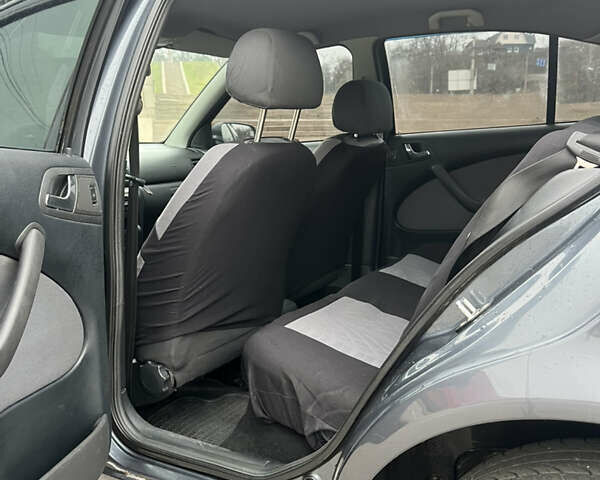 Сірий Шкода Октавія, об'ємом двигуна 1.6 л та пробігом 262 тис. км за 4999 $, фото 7 на Automoto.ua