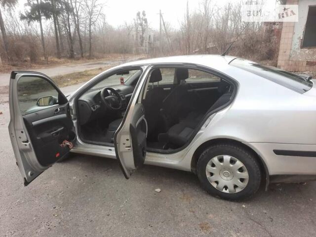 Серый Шкода Октавия, объемом двигателя 1.6 л и пробегом 300 тыс. км за 5800 $, фото 15 на Automoto.ua