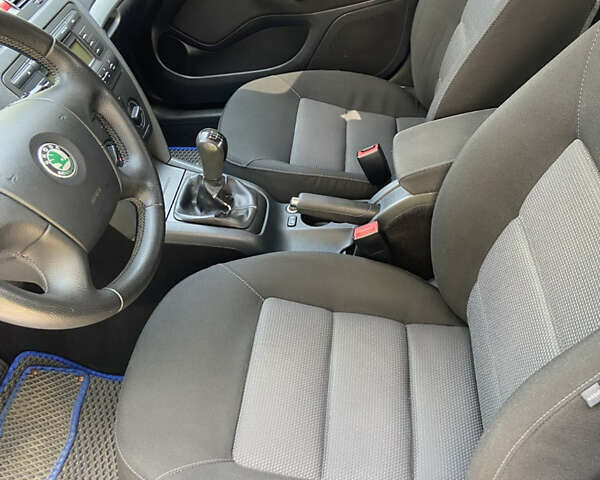 Сірий Шкода Октавія, об'ємом двигуна 1.6 л та пробігом 192 тис. км за 7200 $, фото 20 на Automoto.ua