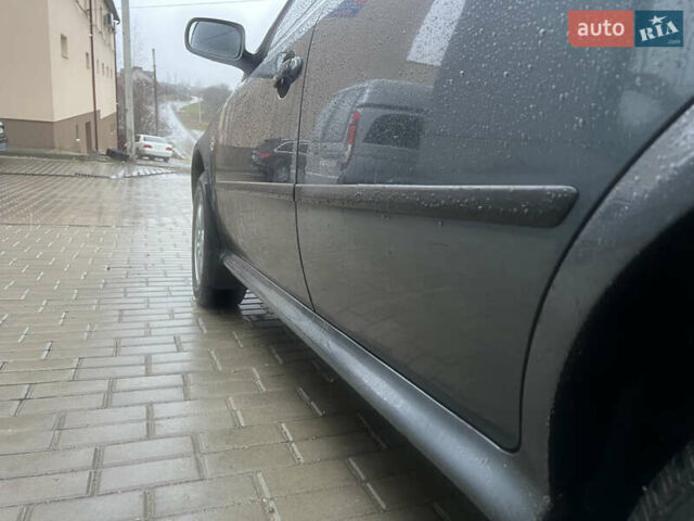 Сірий Шкода Октавія, об'ємом двигуна 1.8 л та пробігом 310 тис. км за 3950 $, фото 43 на Automoto.ua