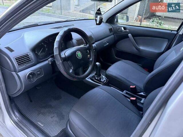 Сірий Шкода Октавія, об'ємом двигуна 1.6 л та пробігом 230 тис. км за 5200 $, фото 36 на Automoto.ua