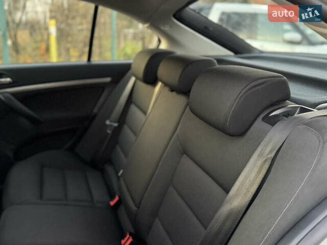 Серый Шкода Октавия, объемом двигателя 1.6 л и пробегом 188 тыс. км за 6250 $, фото 28 на Automoto.ua