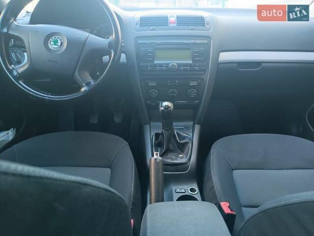 Шкода Октавия 2007 в Тернополе на Automoto.ua Серый Шкода Октавия, объемом двигателя 1.6 л и пробегом 270 тыс. км за 5600 $, фото 32 на Automoto.ua