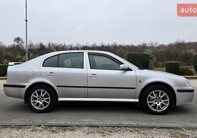 Серый Шкода Октавия, объемом двигателя 1.78 л и пробегом 184 тыс. км за 6950 $, фото 1 на Automoto.ua