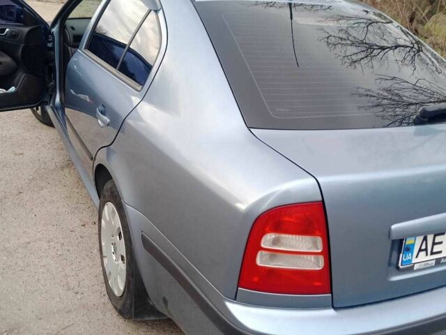 Сірий Шкода Октавія, об'ємом двигуна 1.6 л та пробігом 300 тис. км за 5500 $, фото 3 на Automoto.ua