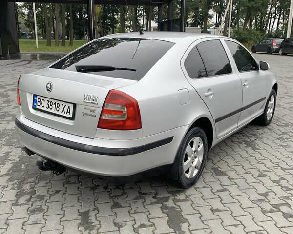 Сірий Шкода Октавія, об'ємом двигуна 1.6 л та пробігом 325 тис. км за 4800 $, фото 5 на Automoto.ua