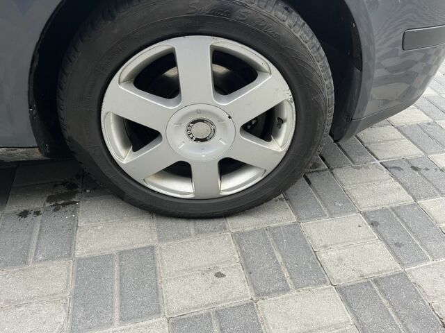 Серый Шкода Октавия, объемом двигателя 1.9 л и пробегом 370 тыс. км за 6200 $, фото 2 на Automoto.ua
