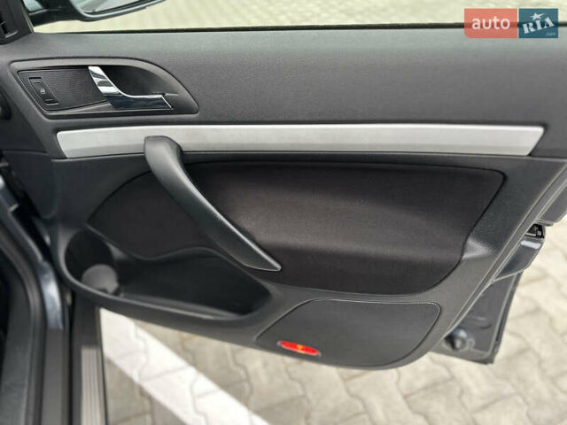 Серый Шкода Октавия, объемом двигателя 1.6 л и пробегом 201 тыс. км за 7300 $, фото 21 на Automoto.ua