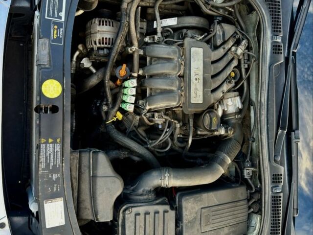 Сірий Шкода Октавія, об'ємом двигуна 1.6 л та пробігом 225 тис. км за 6300 $, фото 12 на Automoto.ua