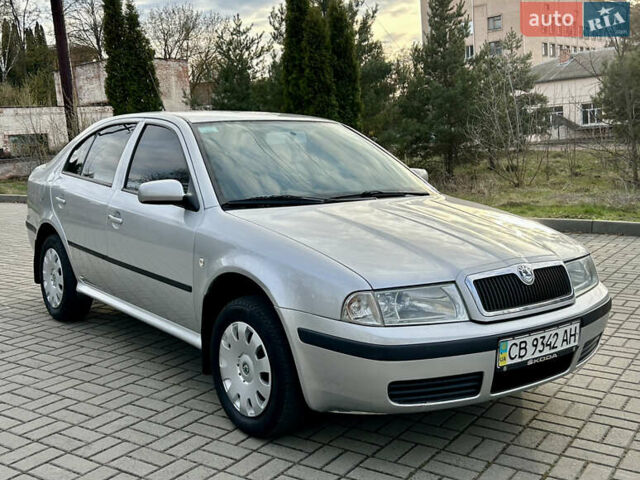 Серый Шкода Октавия, объемом двигателя 1.6 л и пробегом 255 тыс. км за 5200 $, фото 5 на Automoto.ua