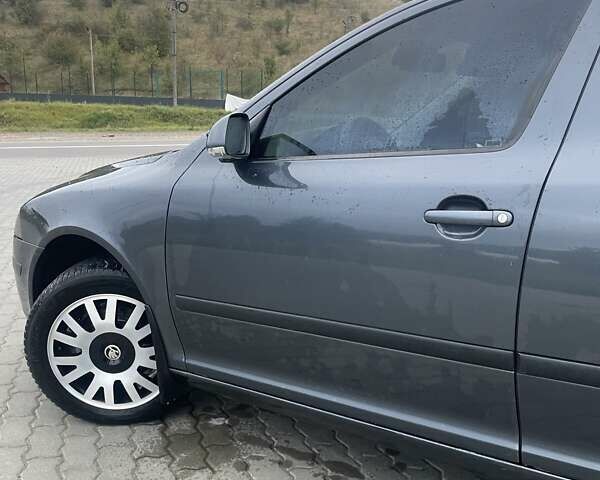 Серый Шкода Октавия, объемом двигателя 1.6 л и пробегом 326 тыс. км за 5300 $, фото 8 на Automoto.ua