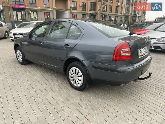 Серый Шкода Октавия, объемом двигателя 1.6 л и пробегом 120 тыс. км за 4800 $, фото 5 на Automoto.ua
