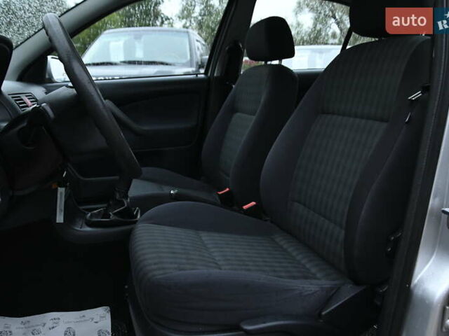 Сірий Шкода Октавія, об'ємом двигуна 1.6 л та пробігом 193 тис. км за 5999 $, фото 27 на Automoto.ua