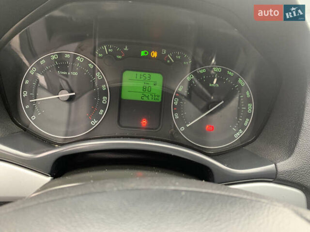Сірий Шкода Октавія, об'ємом двигуна 1.6 л та пробігом 325 тис. км за 4800 $, фото 9 на Automoto.ua