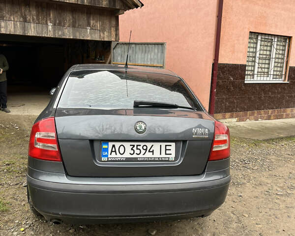 Сірий Шкода Октавія, об'ємом двигуна 1.6 л та пробігом 300 тис. км за 5800 $, фото 12 на Automoto.ua